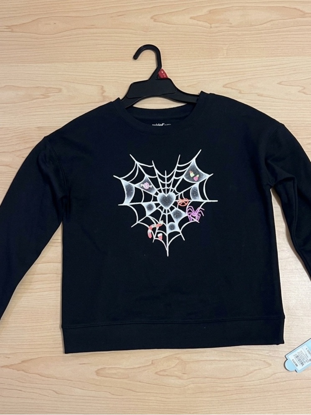 NWT Girls Cat & Jack Halloween Spiderweb Heart Sweatshirt - Sz Large 10/12